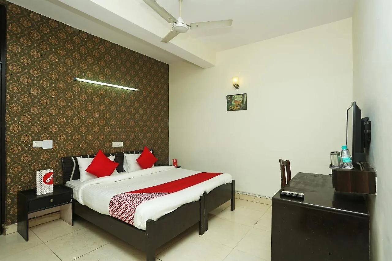 Oyo 18967 Haveli Inn Gurgaon