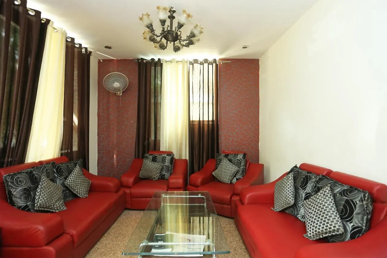 Oyo 18967 Haveli Inn Gurgaon Hotel